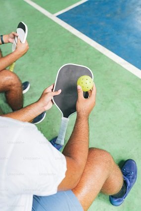 FIRST SERVE BOUNCE: Do You Have To Let The Ball Bounce In Pickleball
